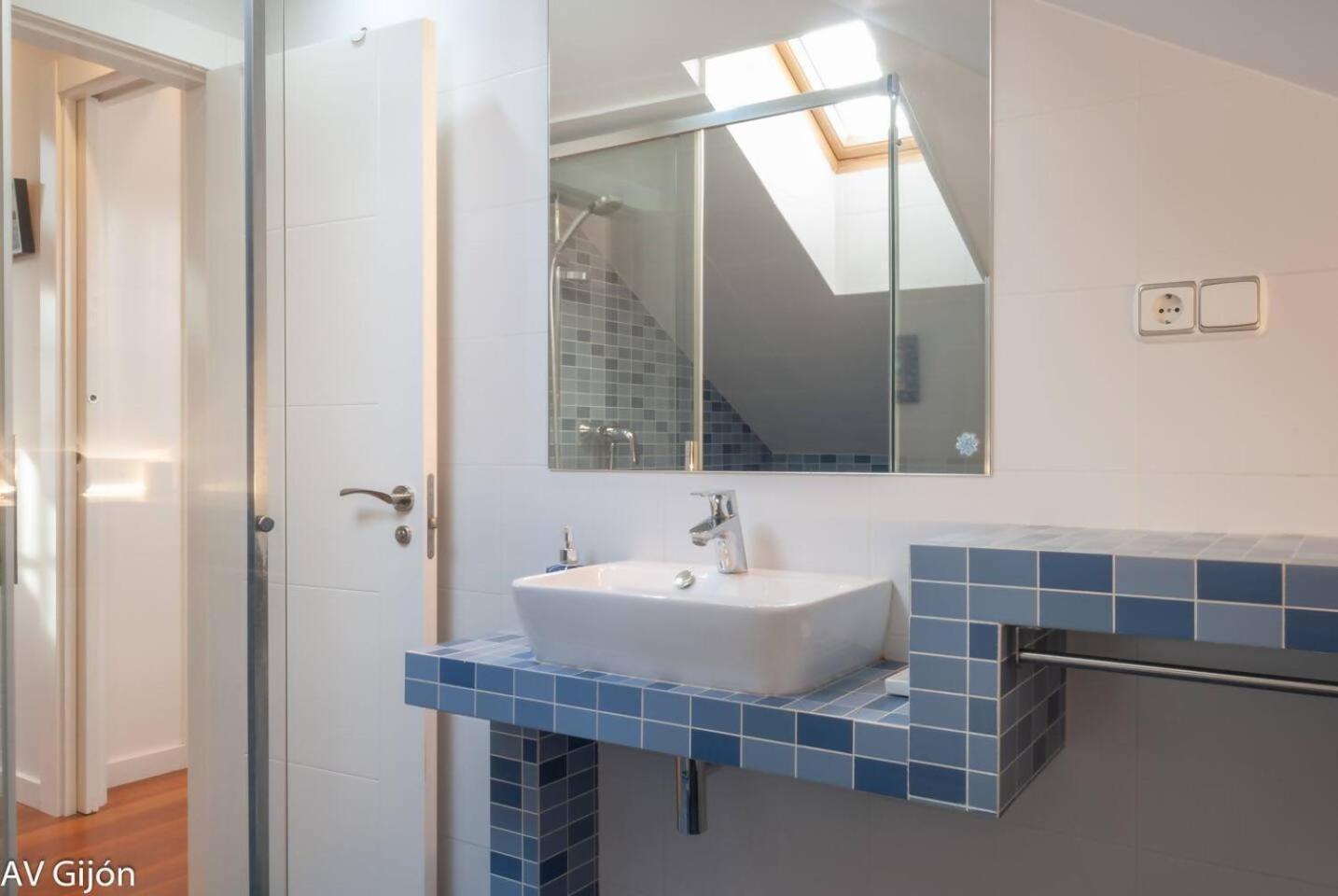 Apartament Av Gijon San Agustin 12 Zewnętrze zdjęcie